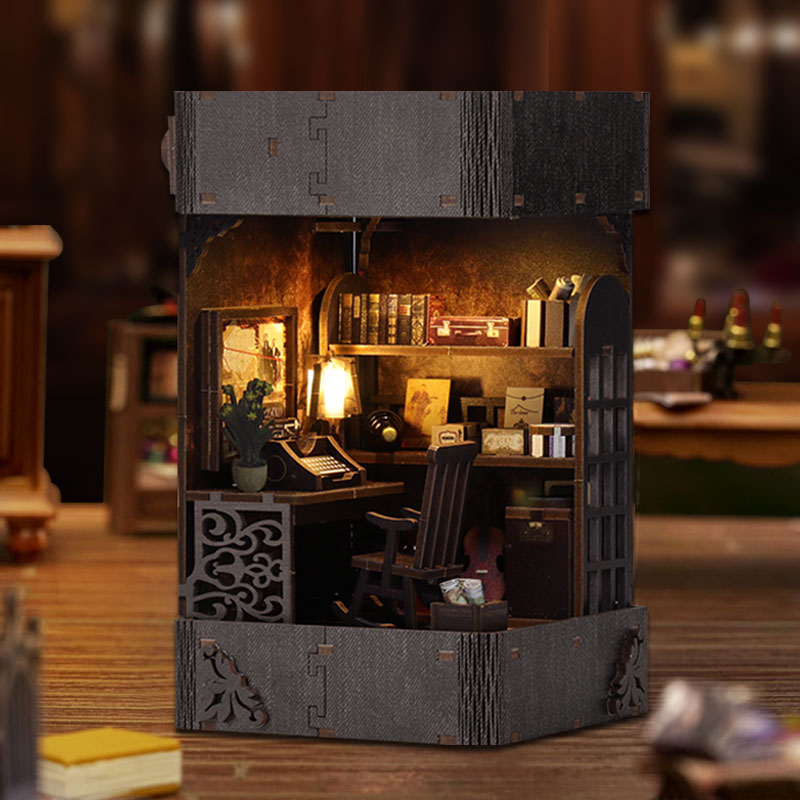 Detective Agency - DIY Dollhouse Kit Mysterious Office