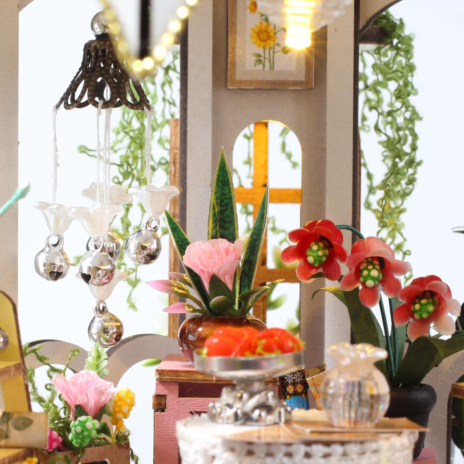 Hanging Garden - DIY Miniature Dollhouse Kit Home Decoration
