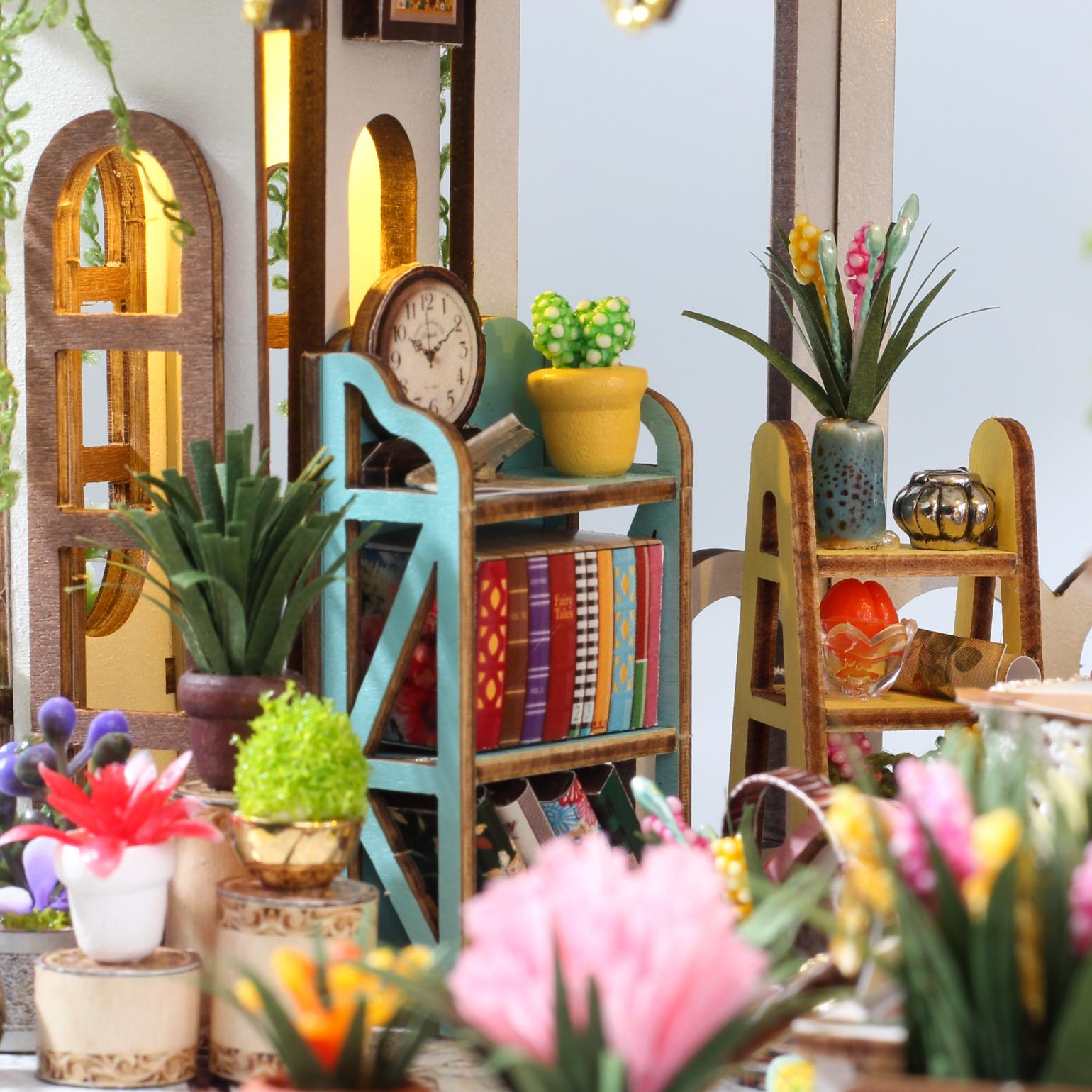 Hanging Garden - DIY Miniature Dollhouse Kit Home Decoration