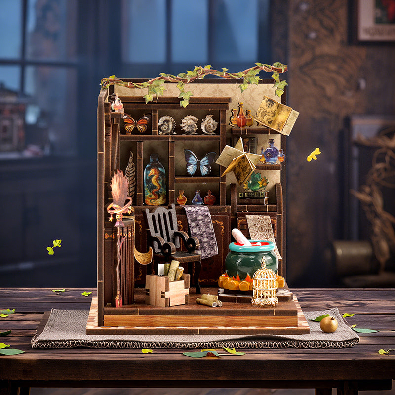 Magic Potion Workshop - DIY Mini House Retro Magic World