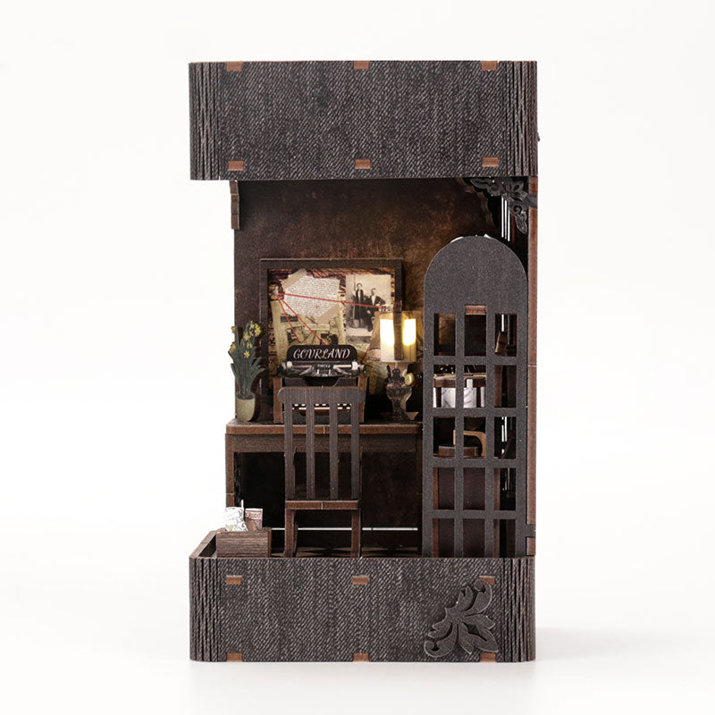Detective Agency - DIY Dollhouse Kit Mysterious Office